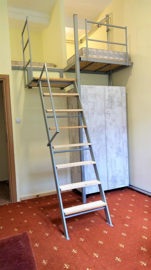 Hostel Kwadrans Ґлівіце Екстер'єр фото